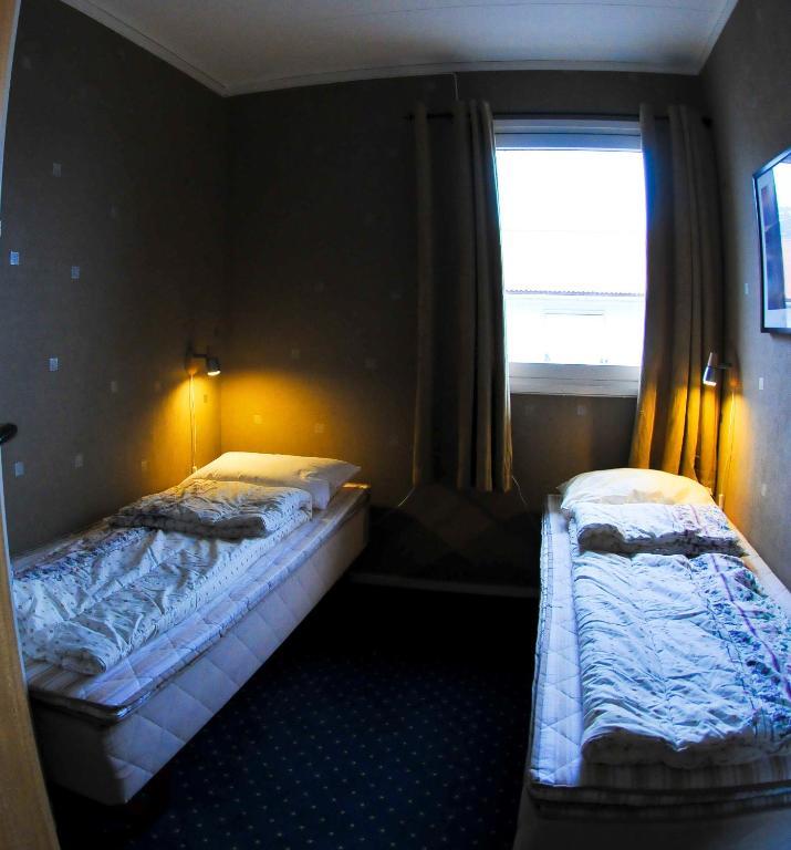 Gulen Dive Resort Dalsøyra Стая снимка